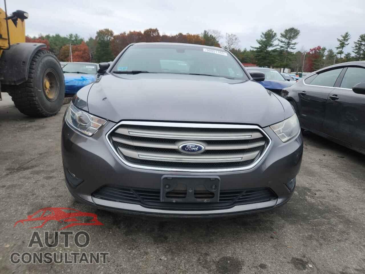 FORD TAURUS 2013 - 1FAHP2E82DG170453
