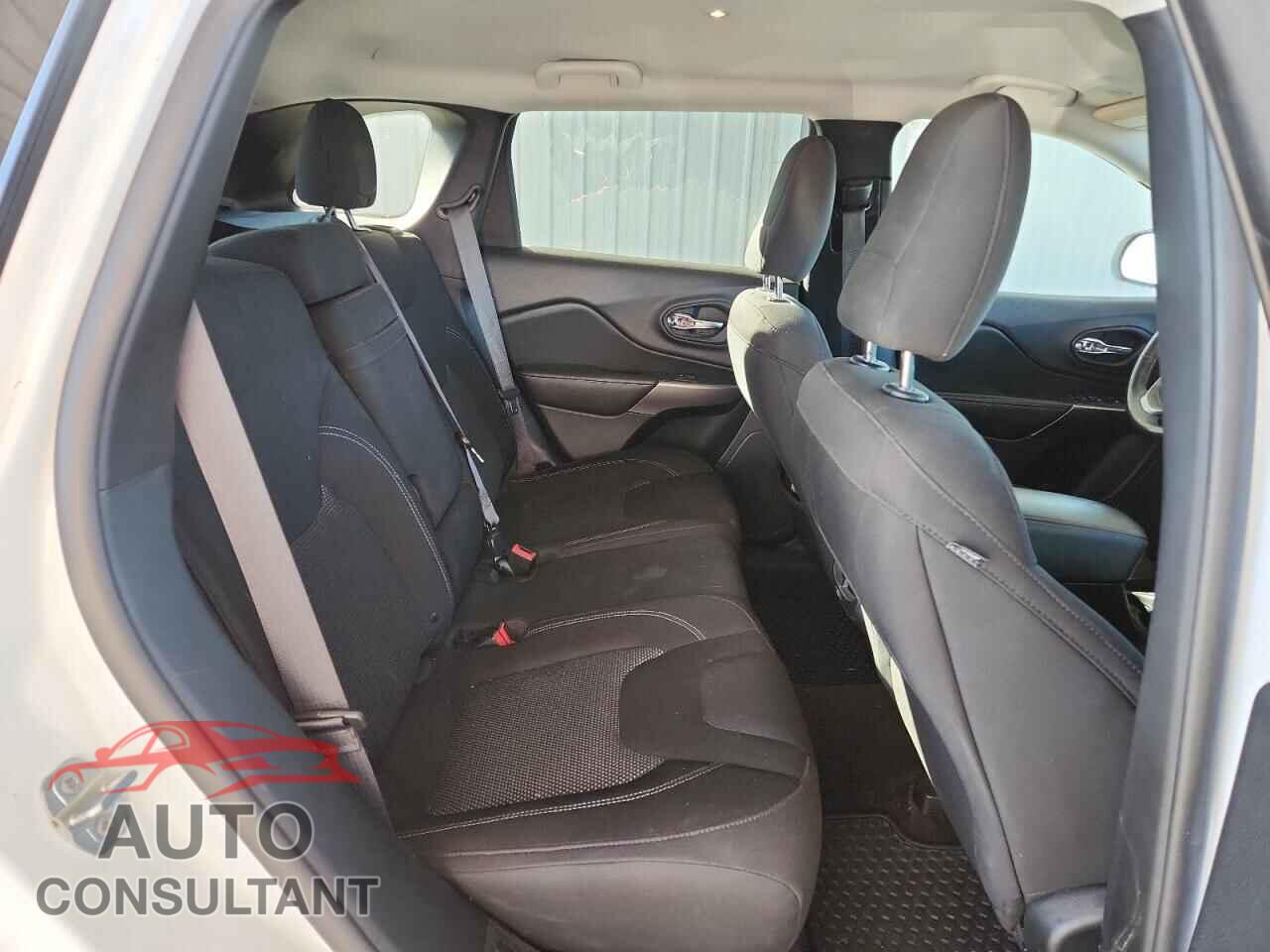 JEEP GRAND CHER 2019 - 1C4PJLCB9KD248317