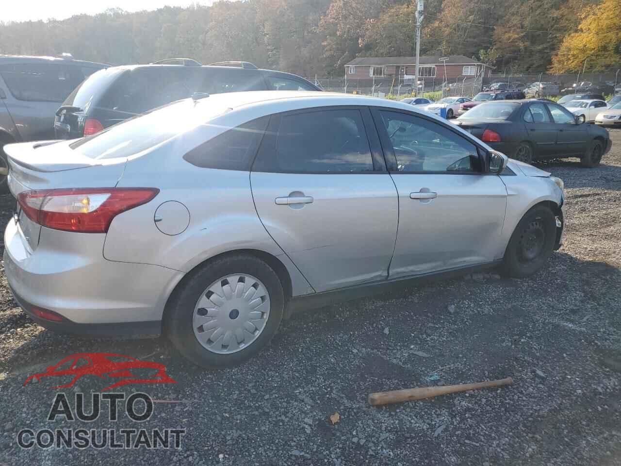 FORD FOCUS 2012 - 1FAHP3F27CL257559