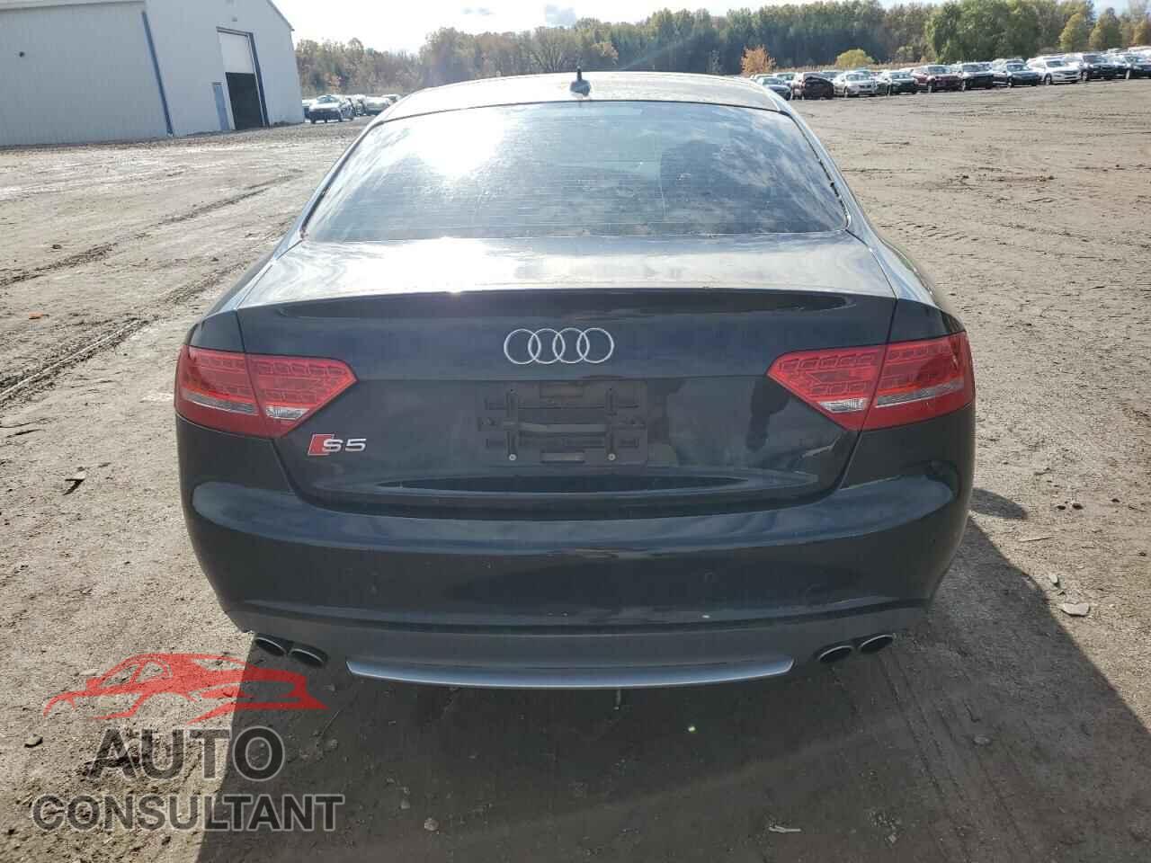 AUDI S5/RS5 2012 - WAUCVAFR1CA003933