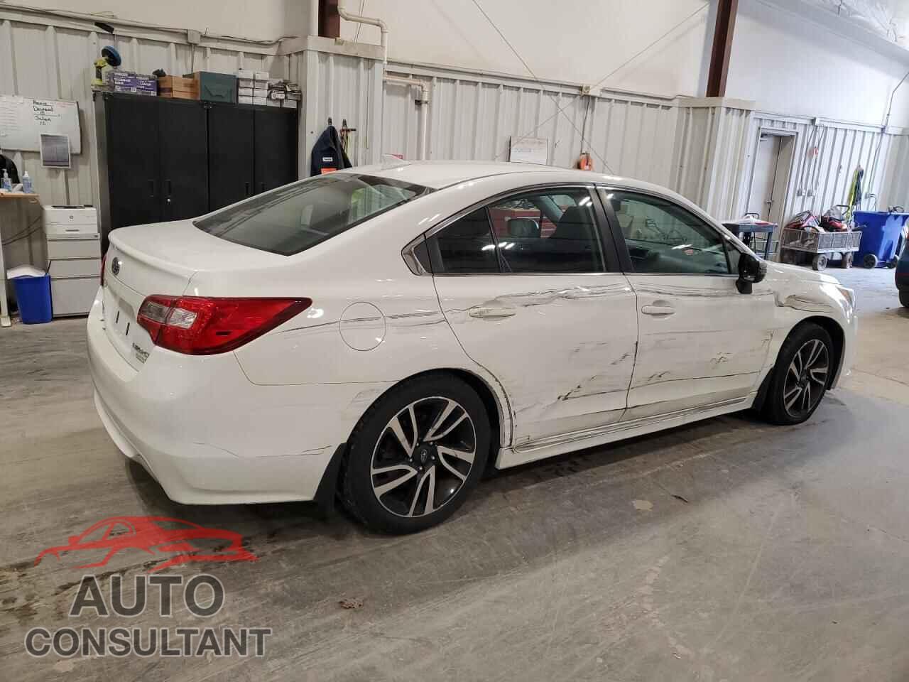SUBARU LEGACY 2017 - 4S3BNAR66H3017242