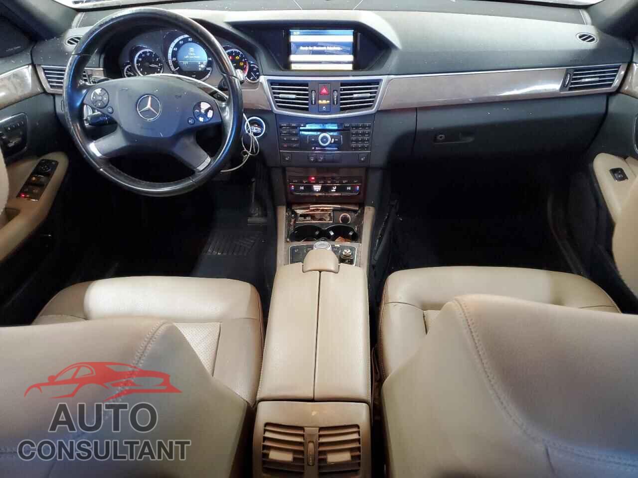 MERCEDES-BENZ E-CLASS 2010 - WDDHF8HB3AA213774