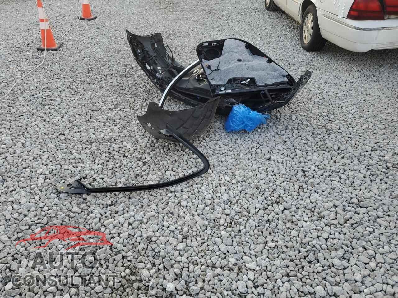 AUDI E-TRON 2019 - WA1VABGE4KB021192