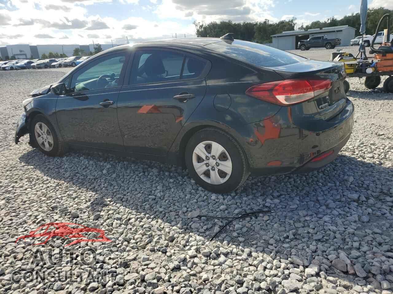 KIA FORTE 2017 - 3KPFK4A70HE101128