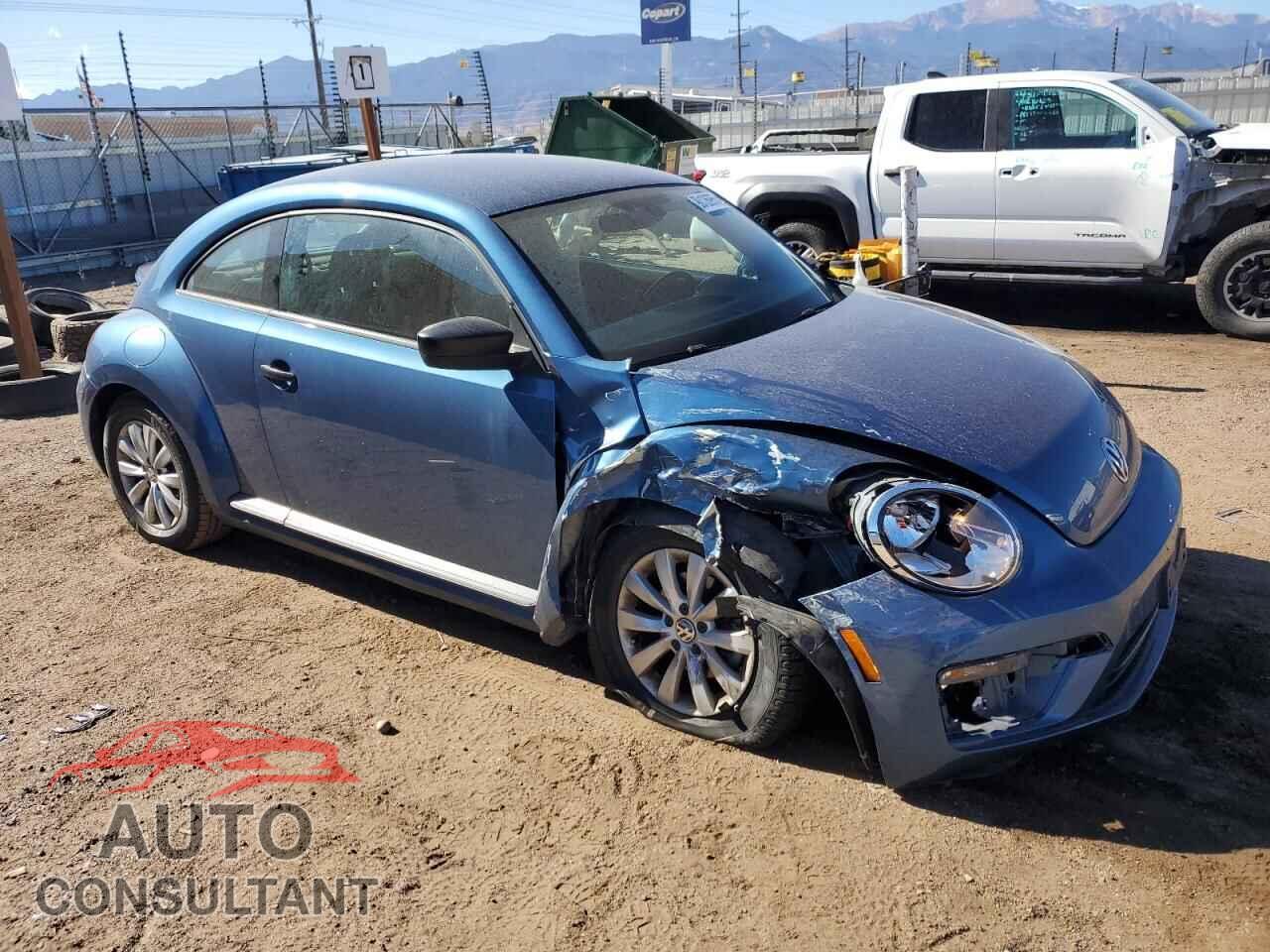 VOLKSWAGEN BEETLE 2017 - 3VWF17AT2HM624347