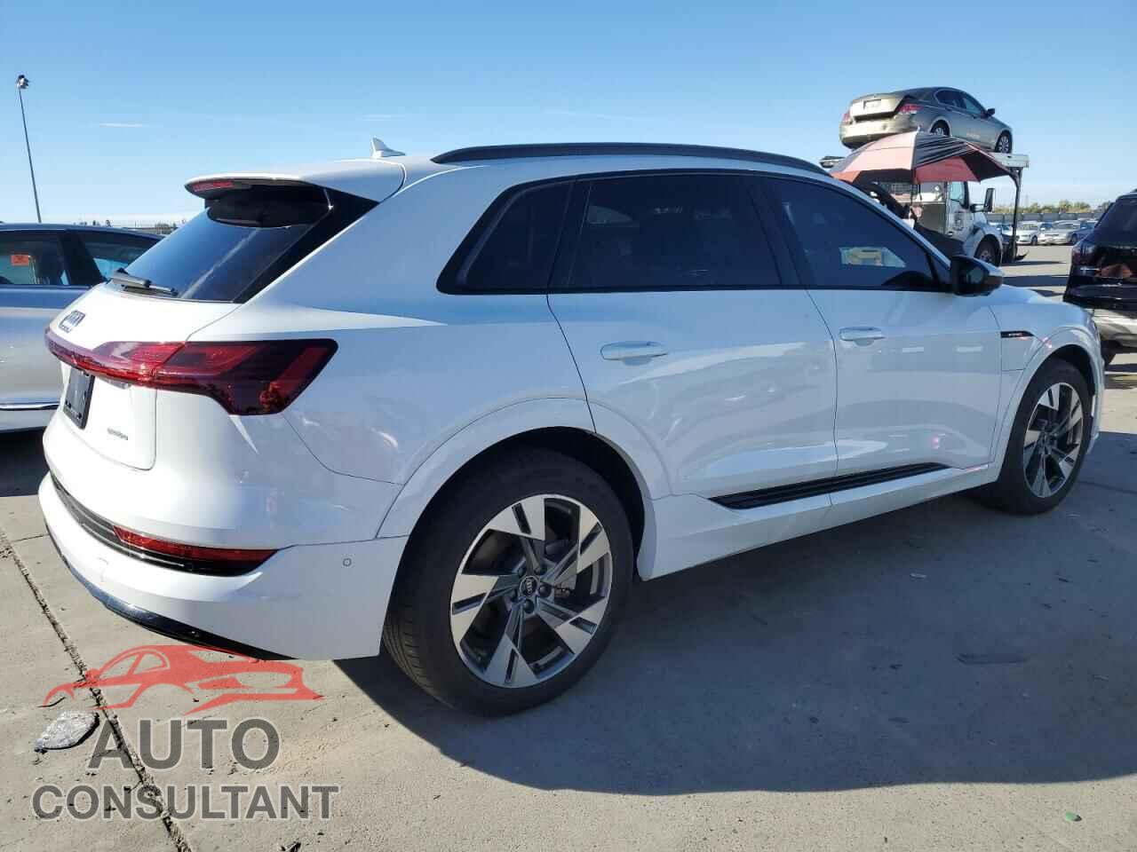 AUDI E-TRON 2021 - WA1AAAGE7MB007251