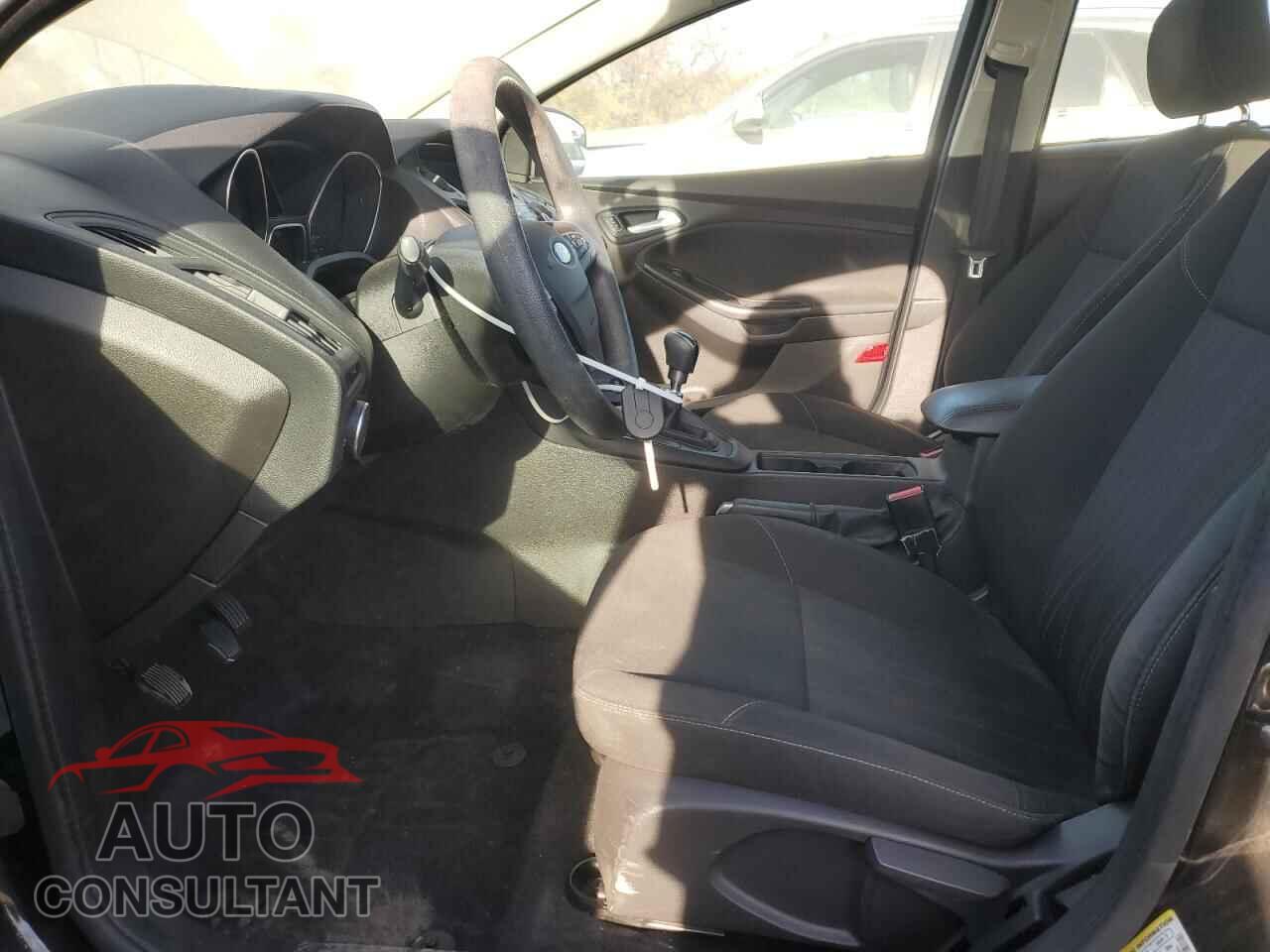 FORD FOCUS 2017 - 1FADP3FE9HL238737