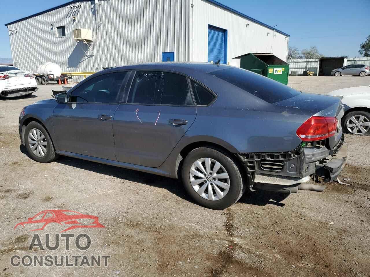 VOLKSWAGEN PASSAT 2013 - 1VWAP7A38DC021584