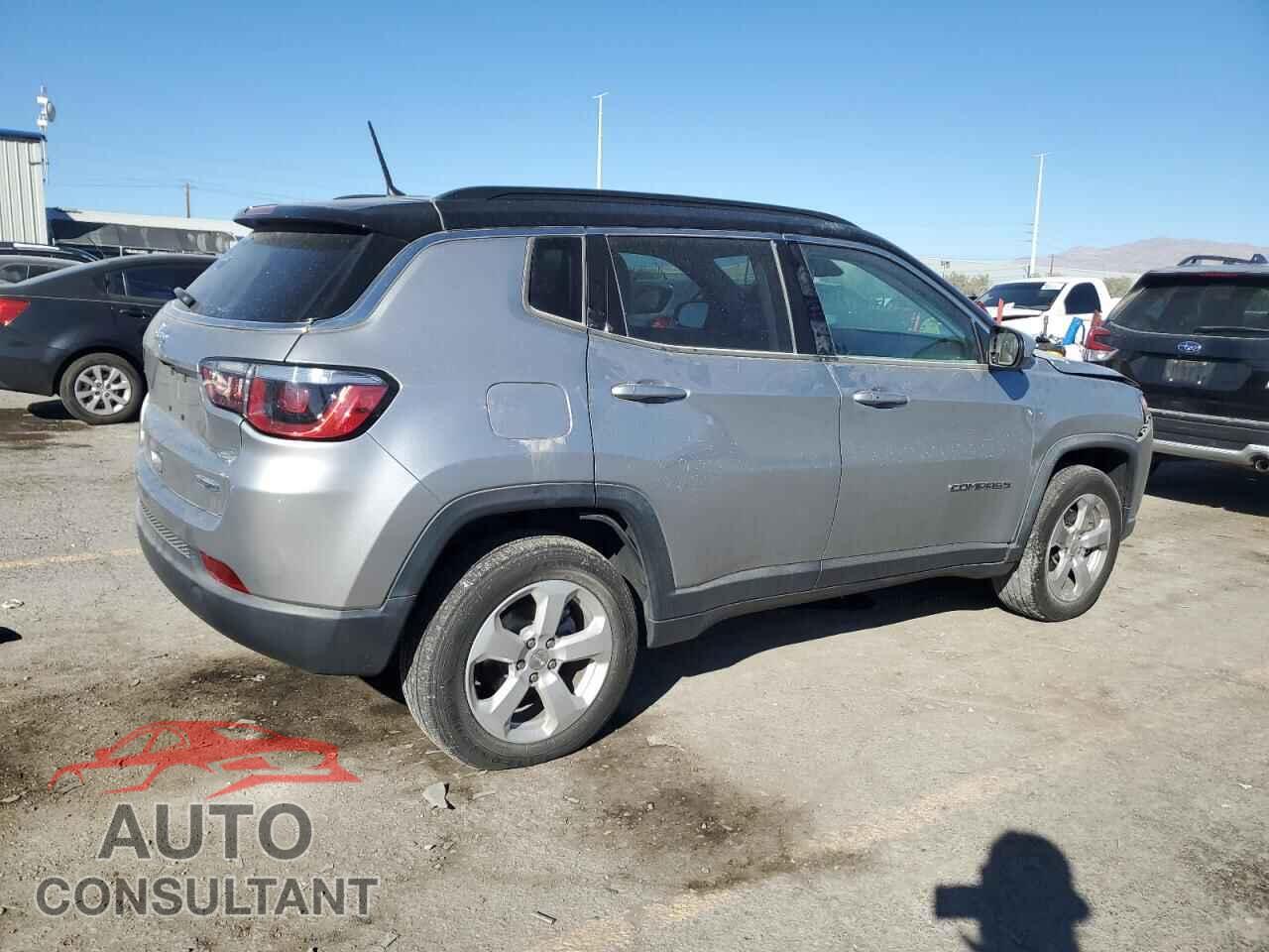 JEEP COMPASS 2018 - 3C4NJDBB2JT455347
