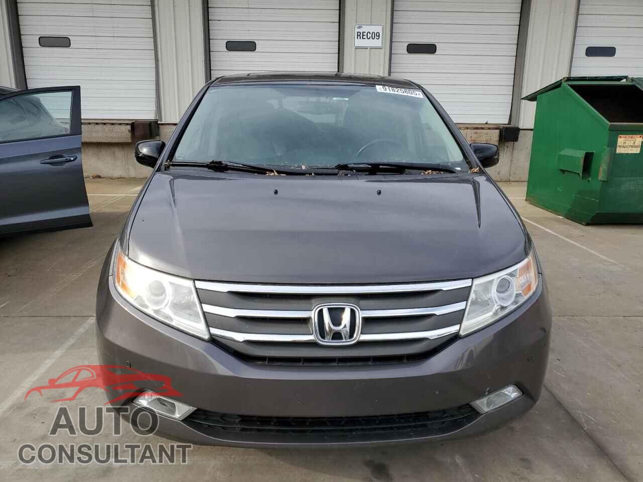 HONDA ODYSSEY 2013 - 5FNRL5H9XDB045680