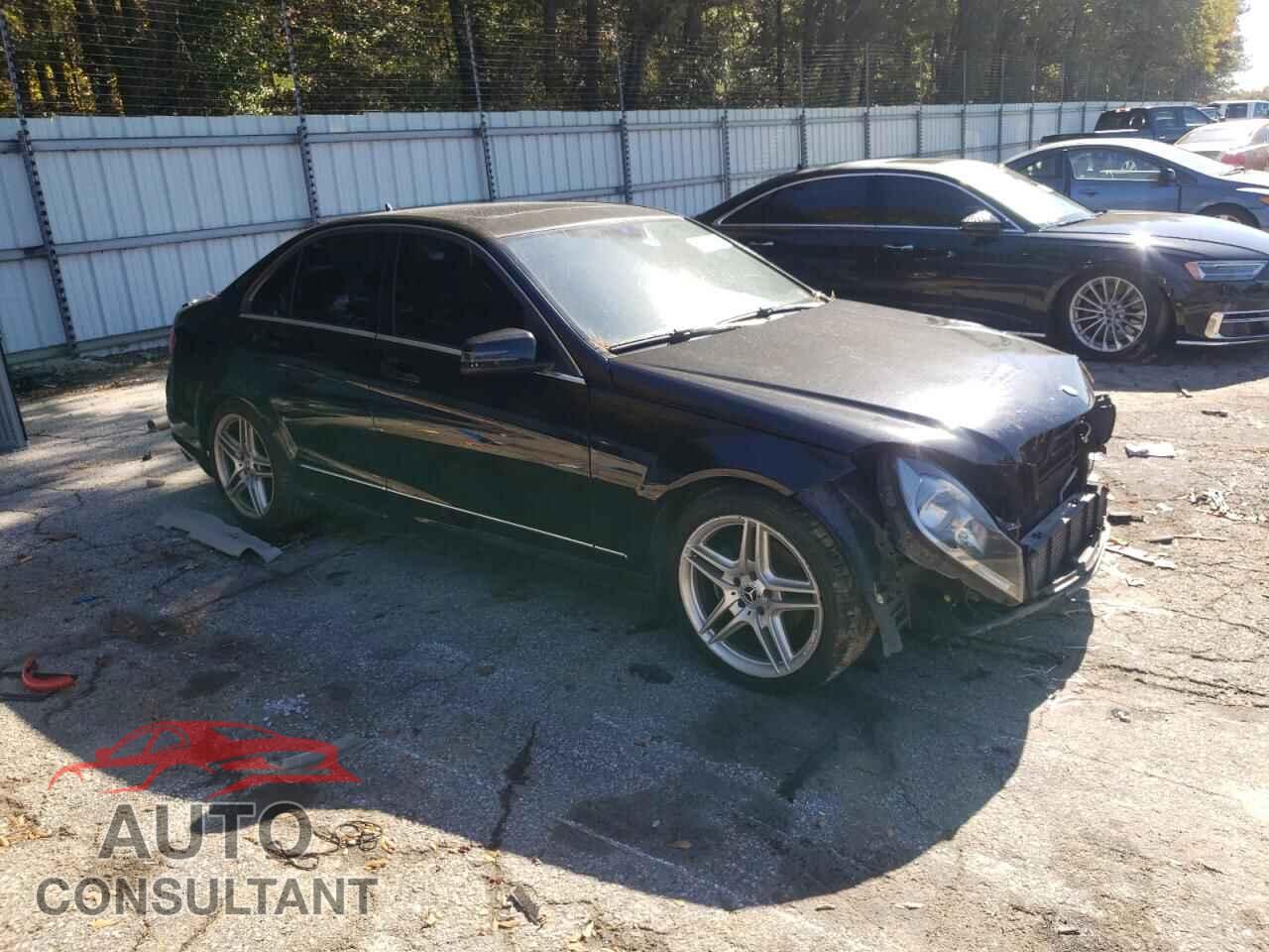 MERCEDES-BENZ C-CLASS 2014 - WDDGF4HB1EG201596