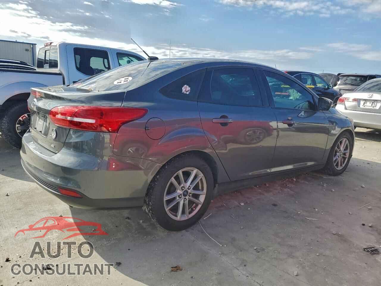 FORD FOCUS 2017 - 1FADP3F26HL259003