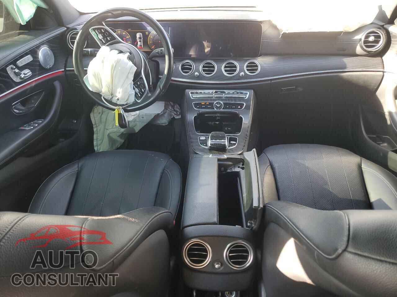 MERCEDES-BENZ E-CLASS 2020 - WDDZF8DB4LA755642
