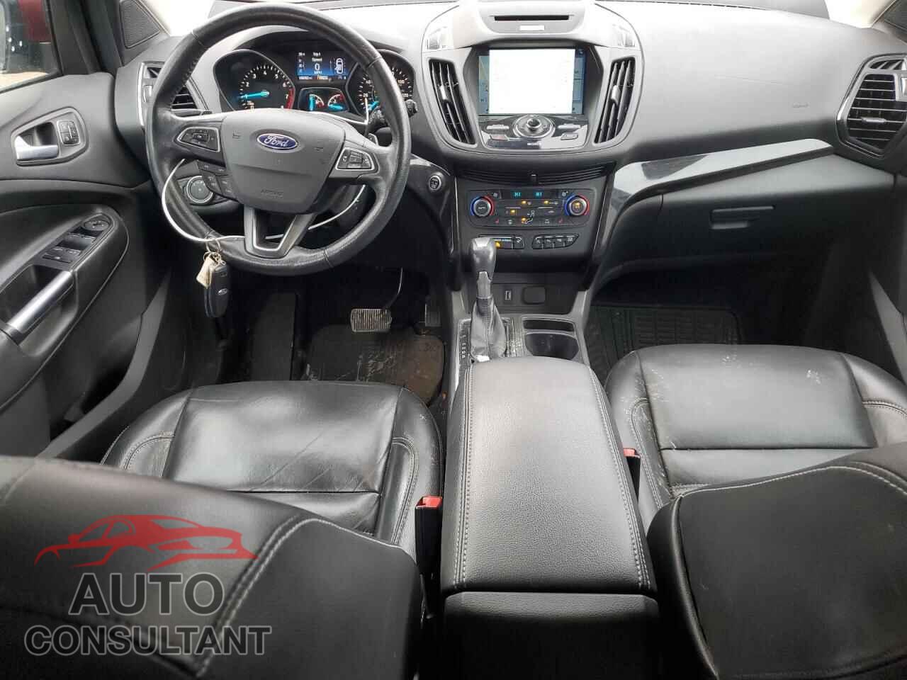 FORD ESCAPE 2017 - 1FMCU9JD4HUE88568