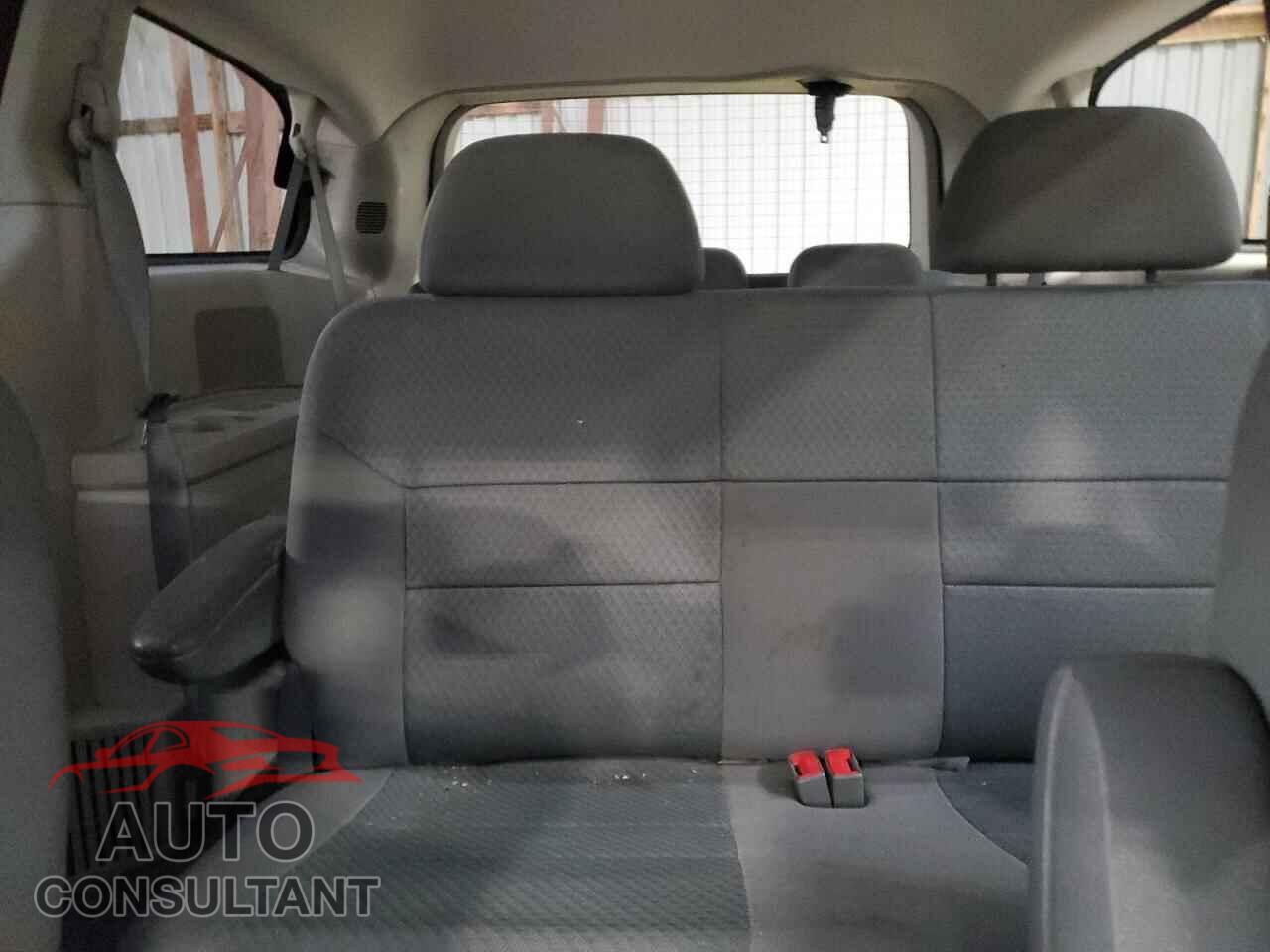 DODGE CARAVAN 2010 - 2D4RN4DE2AR445825