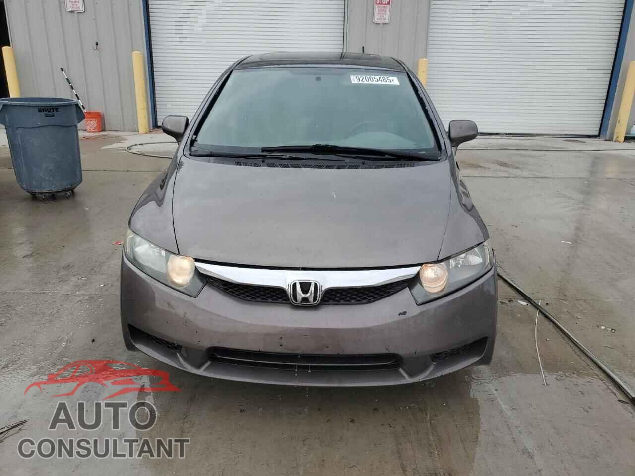 HONDA CIVIC 2009 - 19XFA16889E010189