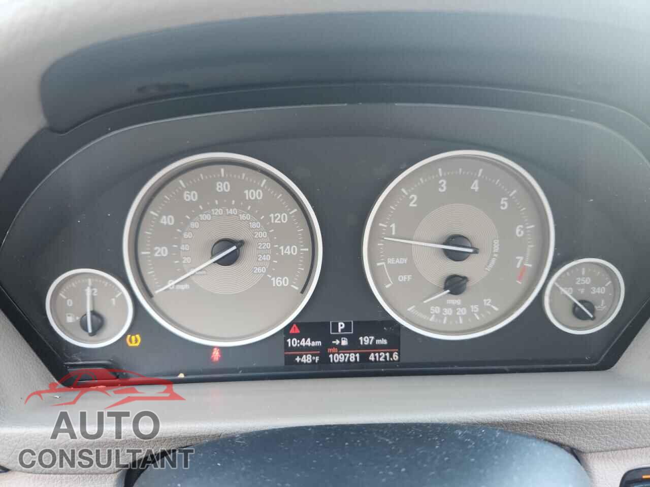 BMW 3 SERIES 2013 - WBA3A5C58DF358297