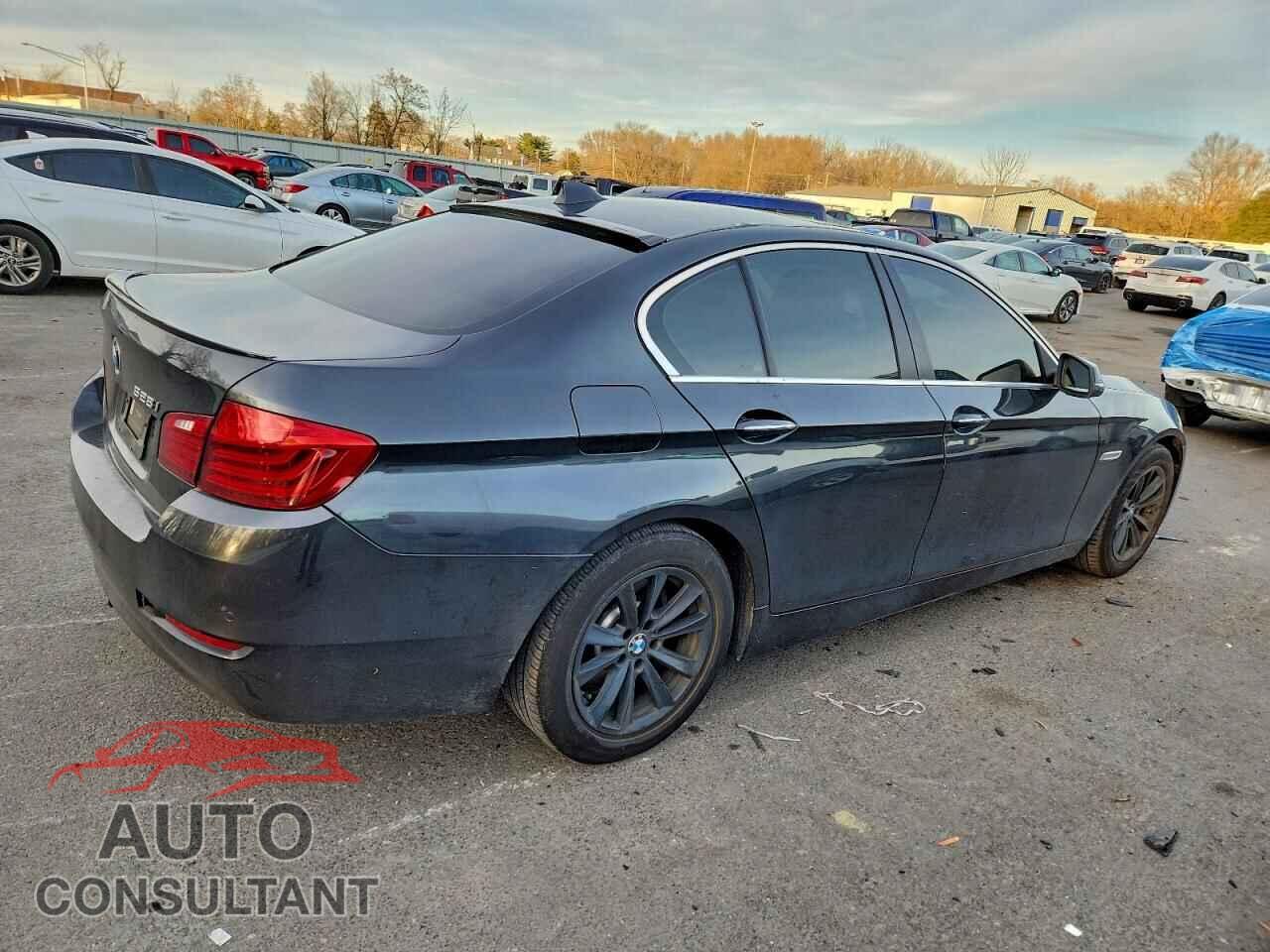 BMW 5 SERIES 2015 - WBA5A5C55FD518529