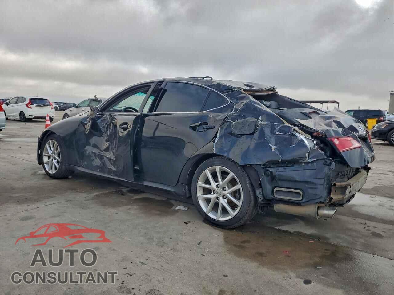 LEXUS IS 2011 - JTHCF5C29B5052169