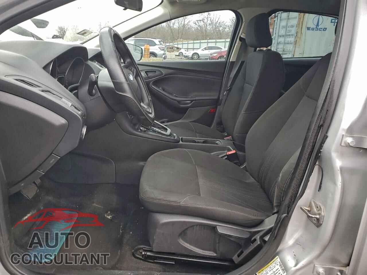 FORD FOCUS 2016 - 1FADP3E26GL231234
