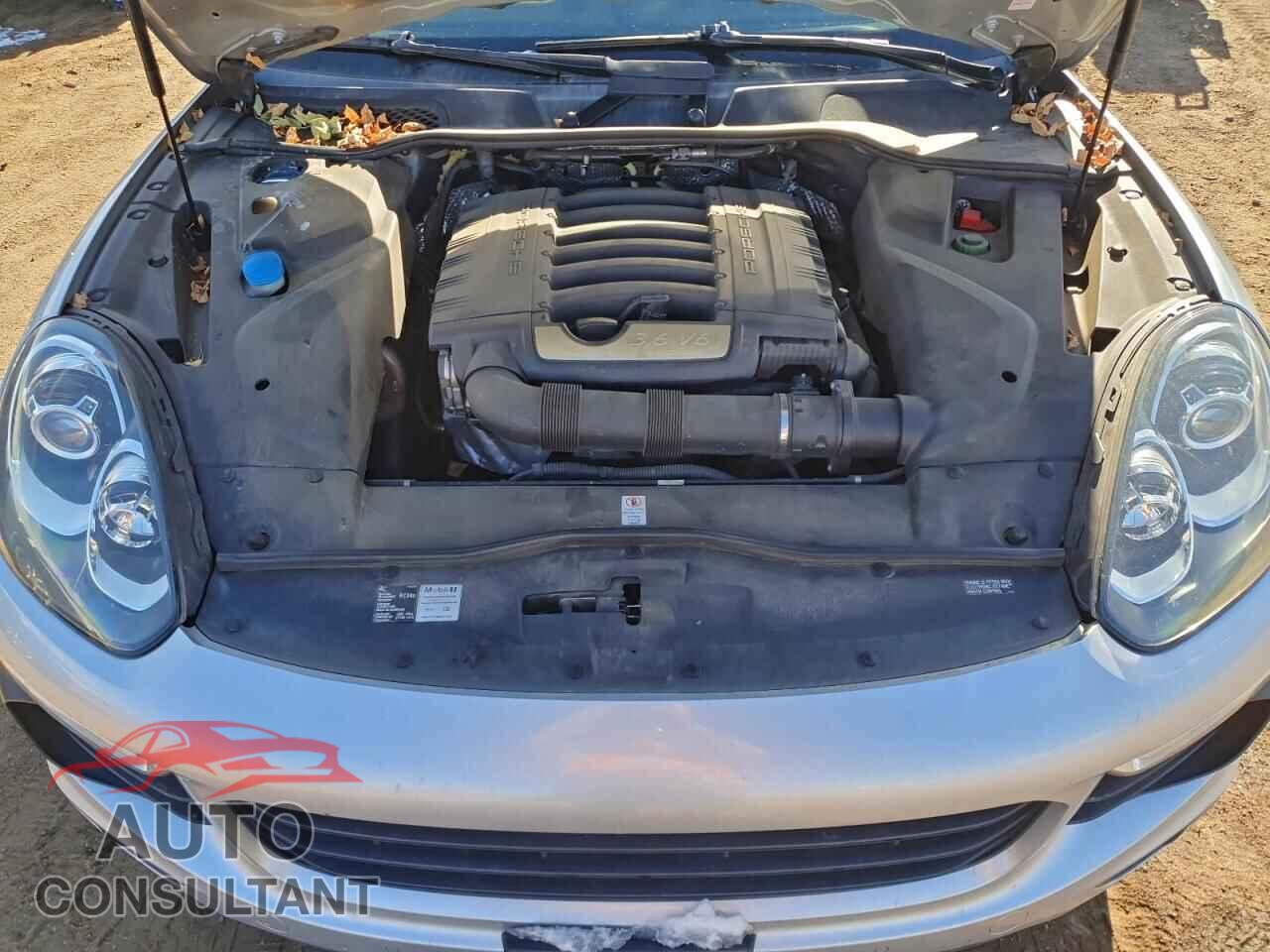 PORSCHE CAYENNE 2016 - WP1AA2A23GLA02975