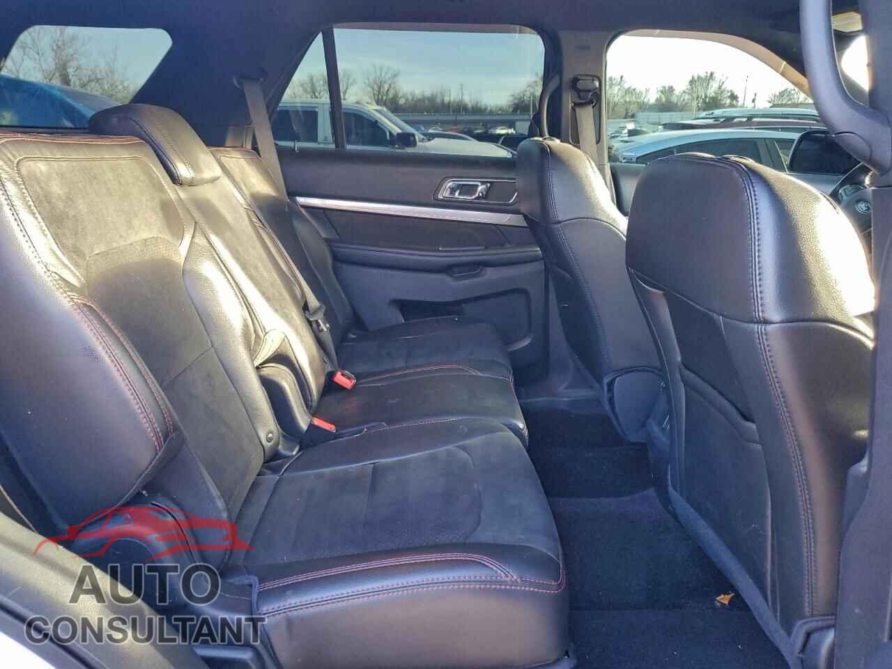 FORD EXPLORER 2018 - 1FM5K8D80JGB30797