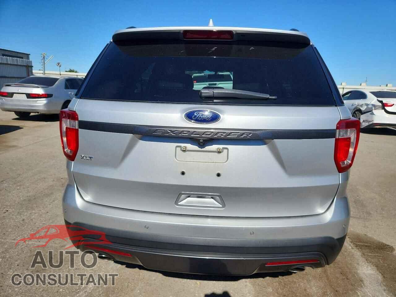 FORD EXPLORER 2017 - 1FM5K7D81HGC22084
