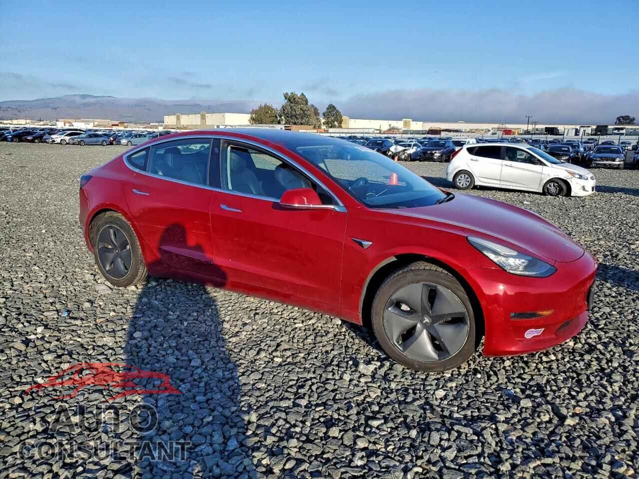TESLA MODEL 3 2018 - 5YJ3E1EA9JF058181