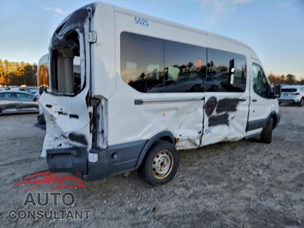 FORD TRANSIT 2015 - 1FTNE2CM0FKA82360