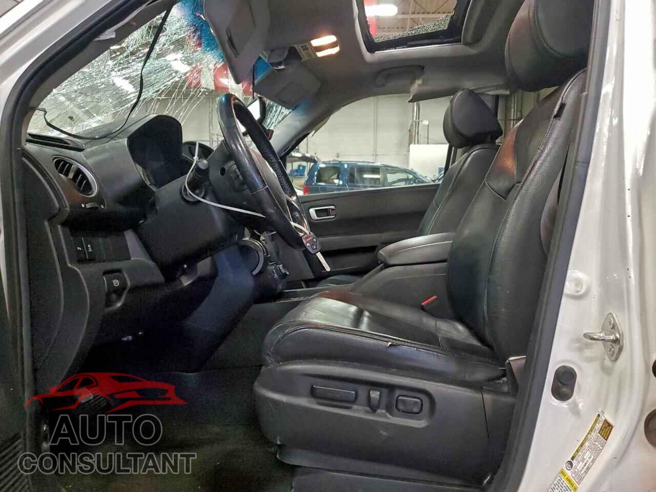 HONDA PILOT 2013 - 5FNYF4H90DB076059