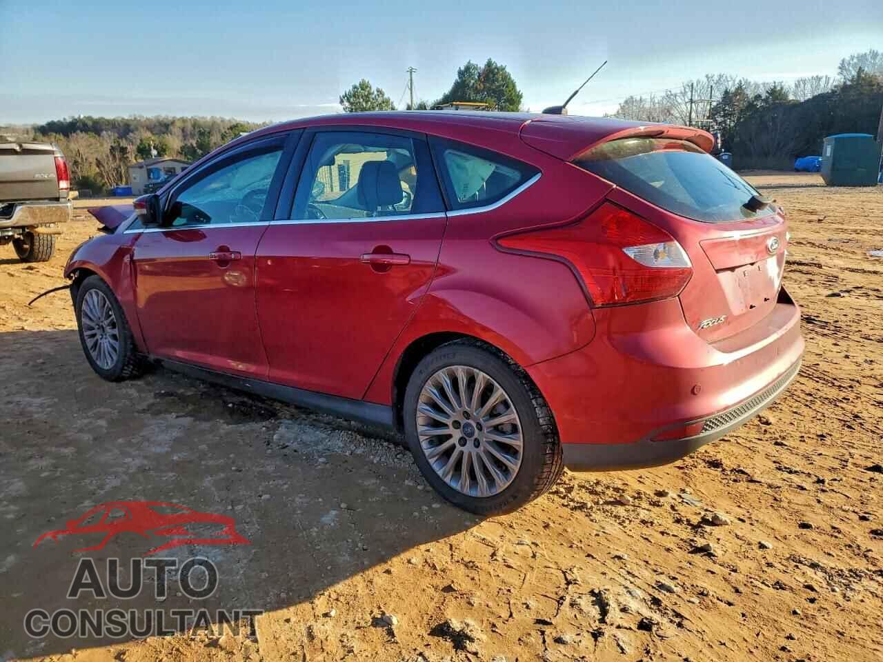 FORD FOCUS 2012 - 1FAHP3N23CL353125