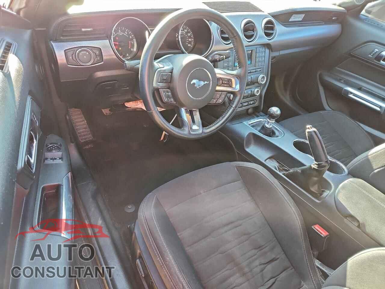 FORD MUSTANG 2017 - 1FA6P8CFXH5230508