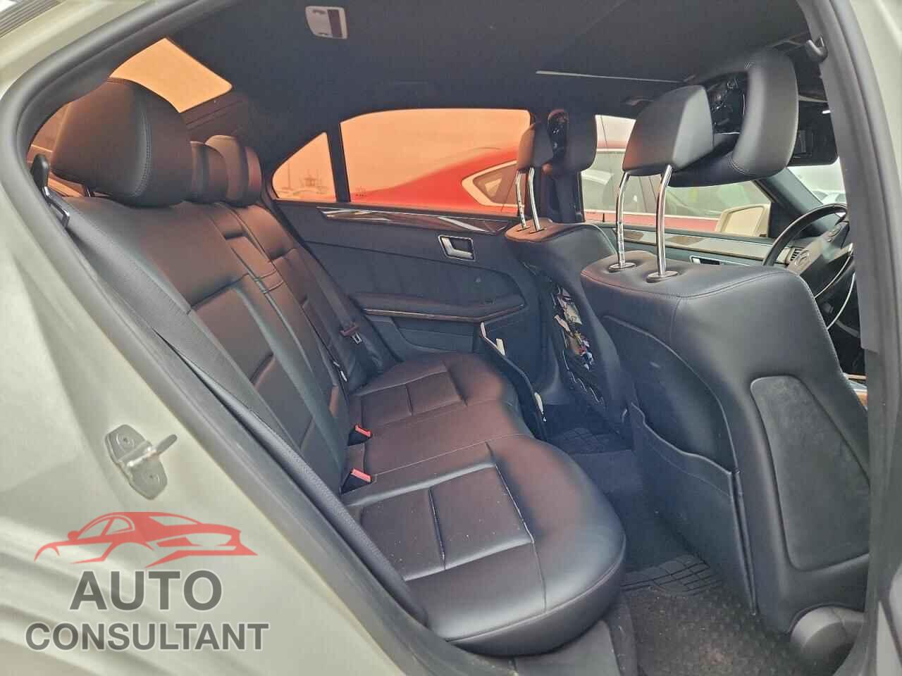 MERCEDES-BENZ E-CLASS 2012 - WDDHF5KB6CA559795