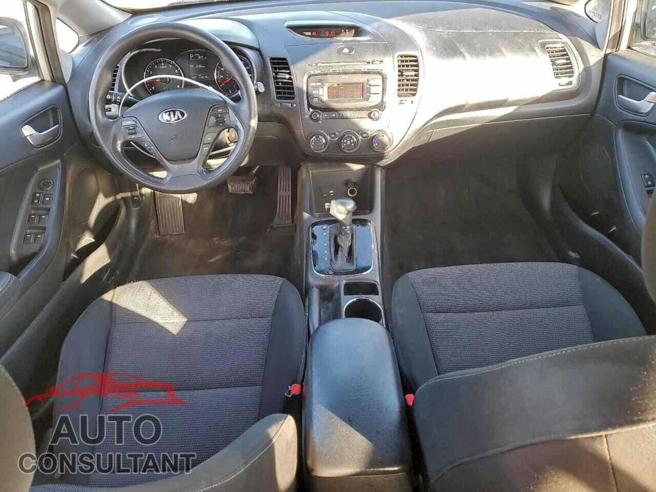 KIA FORTE 2017 - 3KPFK4A78HE013377