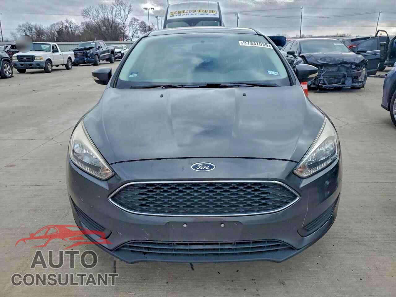 FORD FOCUS 2017 - 1FADP3F23HL324874