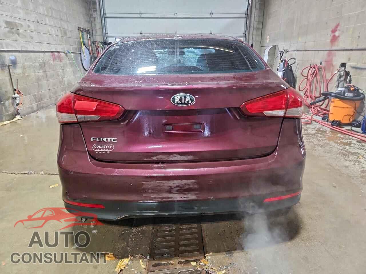 KIA FORTE 2017 - 3KPFK4A74HE014333