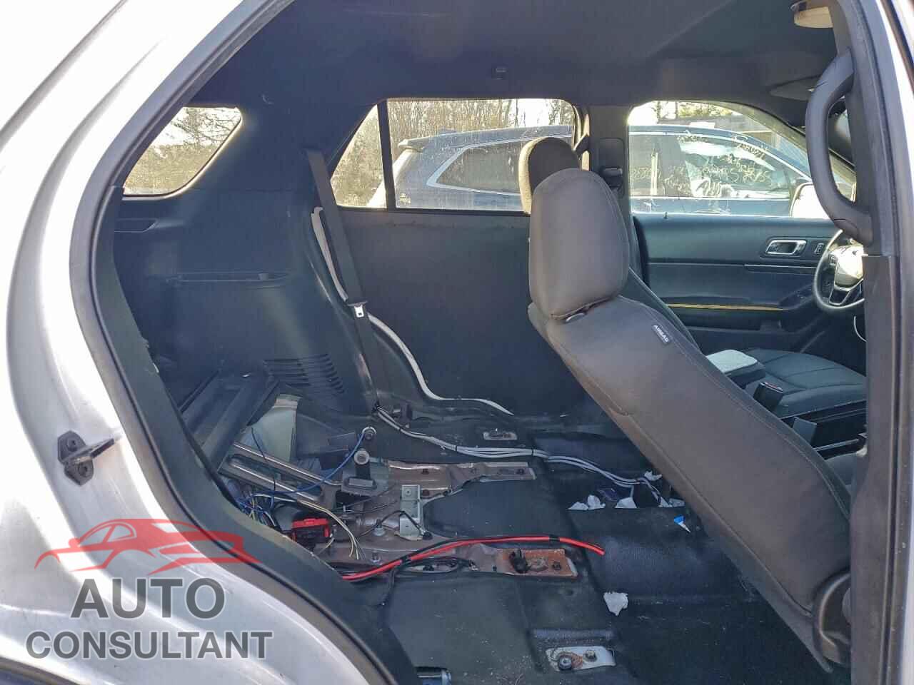 FORD EXPLORER 2018 - 1FM5K8AR7JGB92226