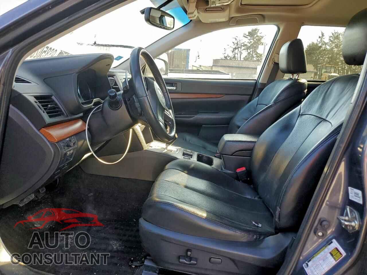 SUBARU OUTBACK 2014 - 4S4BRCLC8E3321677