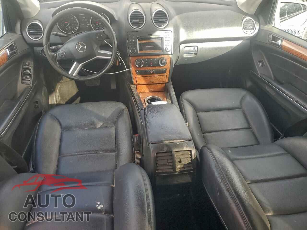 MERCEDES-BENZ M-CLASS 2009 - 4JGBB86E89A455752