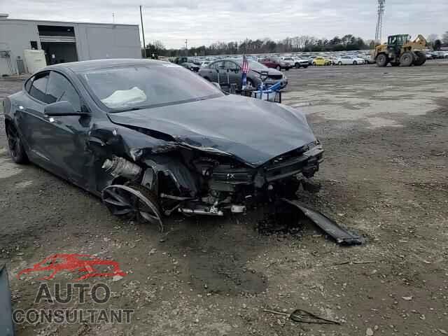 TESLA MODEL S 2017 - 5YJSA1E21HF232187