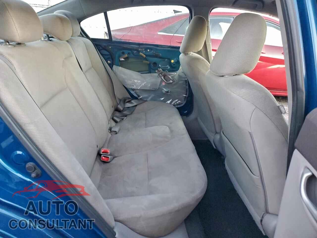HONDA CIVIC 2012 - 2HGFB2F52CH558713