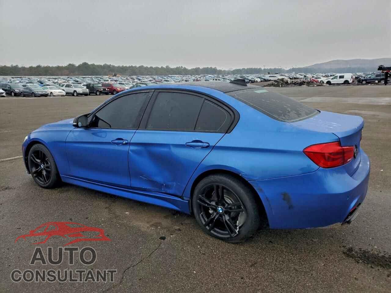 BMW 3 SERIES 2016 - WBA8E3G53GNU38593