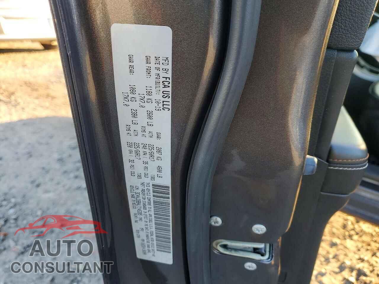 JEEP COMPASS 2020 - 3C4NJDBB4LT145395