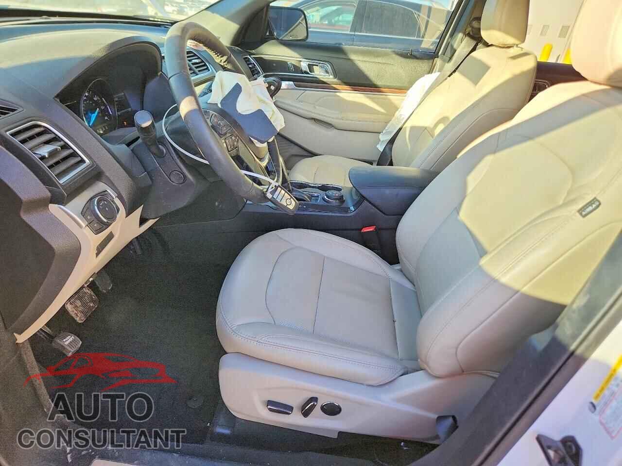 FORD EXPLORER 2018 - 1FM5K8F82JGB89749