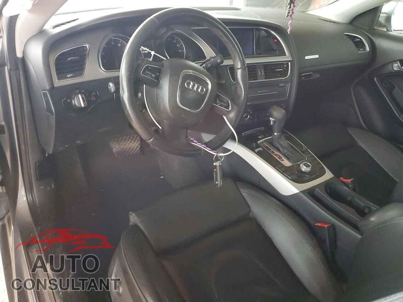 AUDI A5 2011 - WAULFAFR2BA082511