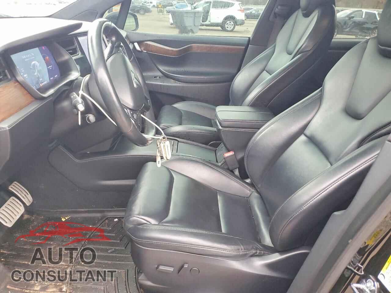 TESLA MODEL X 2020 - 5YJXCBE46LF262530