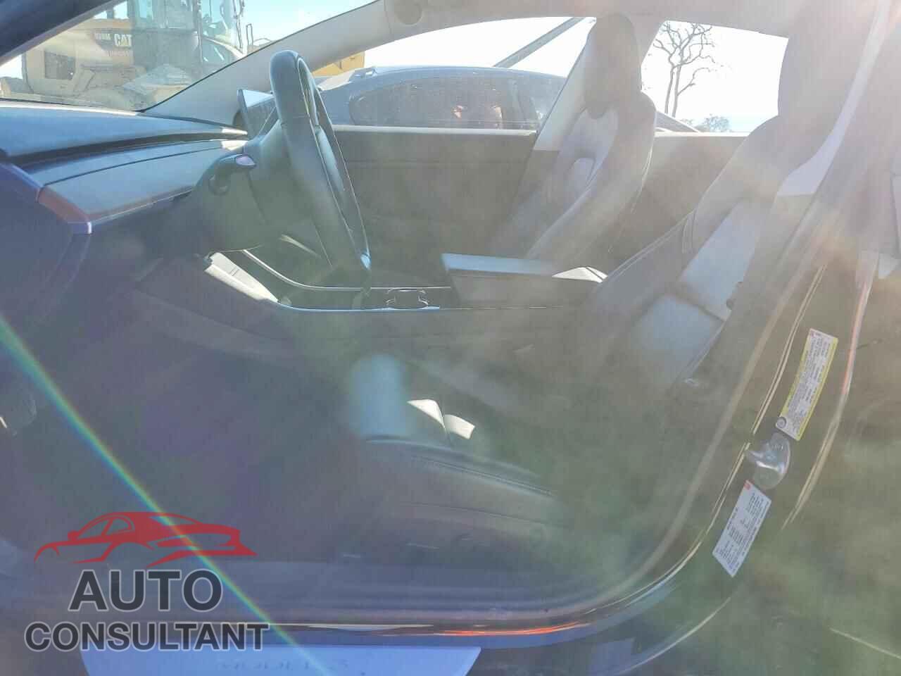 TESLA MODEL 3 2018 - 5YJ3E1EA3JF157000