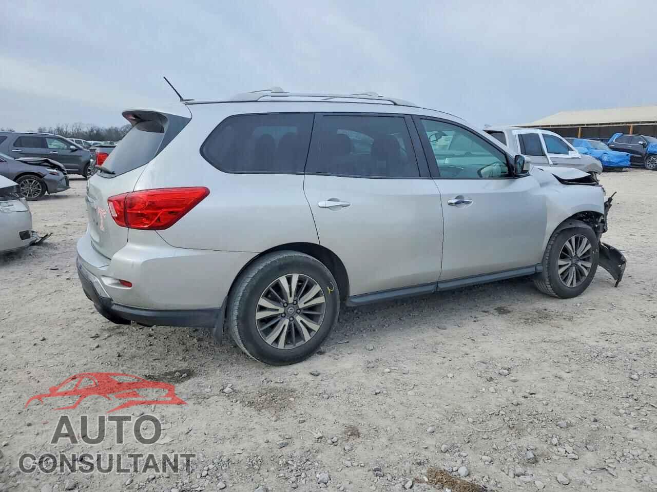 NISSAN PATHFINDER 2017 - 5N1DR2MNXHC687941