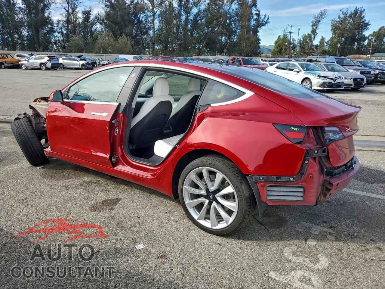 TESLA MODEL 3 2018 - 5YJ3E1EBXJF056111