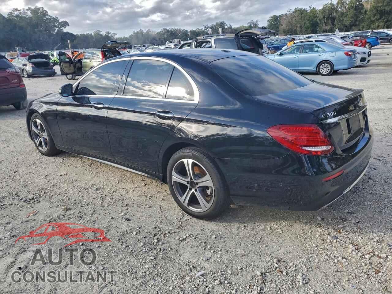 MERCEDES-BENZ E-CLASS 2018 - WDDZF4JB9JA327611